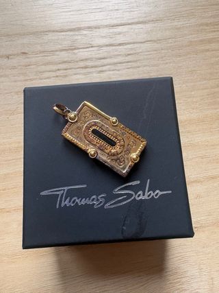 Colgante Thomas Sabo Serpiente Oro y Ónix