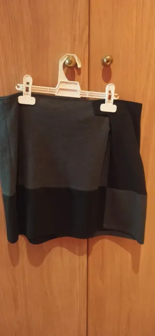 Minifalda negra y gris