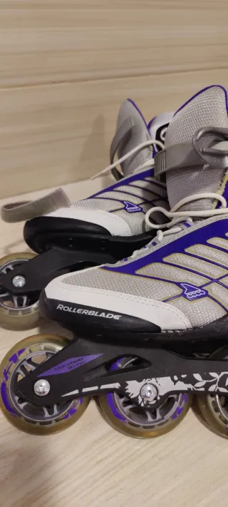 Patines Rollerblade talla 38 + Protecciones