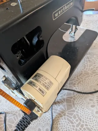 Máquina de coser Wertheim clásica