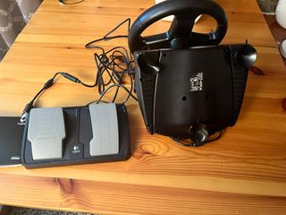 Volante Logitech Precision Vibration Feedback Xbox