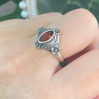 Anillo Plata Granate Natural