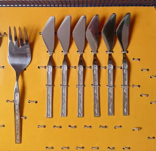 6 palas para pescado mas tenedor para servir