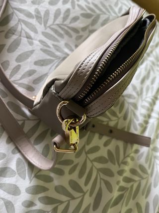 Bolso Bimba y Lola Beige-caqui Defecto Cremallera