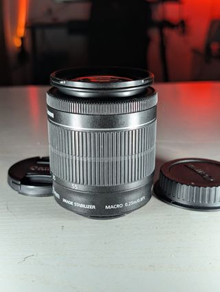 Objetivo Canon EF-S 18-55mm f/3.5-5.6 IS STM