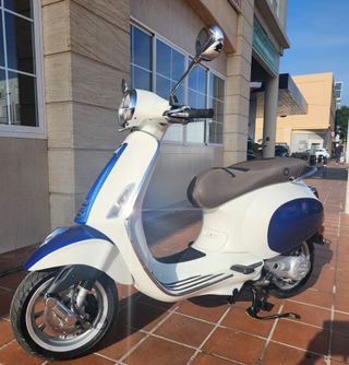 VESPA PRIMAVERA 50 SPECIAL SOLO 5.000 KM Y GARANTI