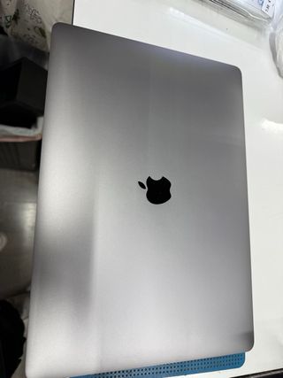 MacBook Pro A1707 15 pulgada,Plata/Gris Espacial