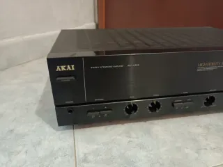 Amplificatore Integrato Stereo AKAI AM-A335 leggi