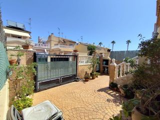 Chalet en venta en Nueva Torrevieja - Aguas Nuevas en Torrevieja