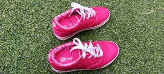 Zapatillas niña con rueda