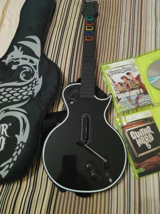 Guitar Hero Xbox 360 Chitarra + Custodia + 2 Gioch