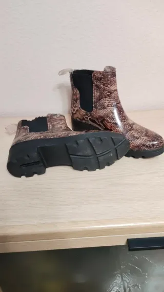 Botas de agua efecto piel serpiente,talla pequeña