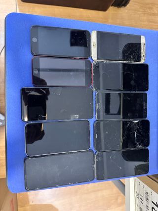 Lote móviles para piezas (Apple, Samsung, Xiaomi)
