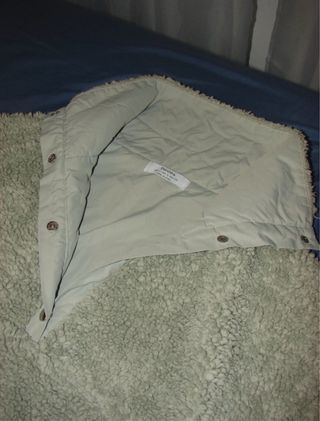 Chaqueta Bershka borreguito verde Talla S