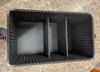 Maleta con ruedas  para peluquería y estética