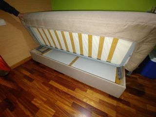 Sofá cama beige con canapé