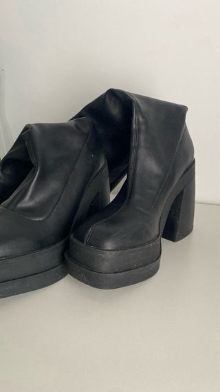 Botas altas Bershka negras