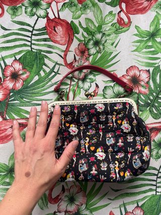 Bolso de mano estilo pin-up