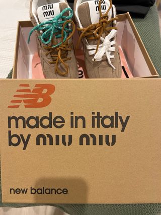 Nuove Sneakers New Balance Camel Miu Miu
