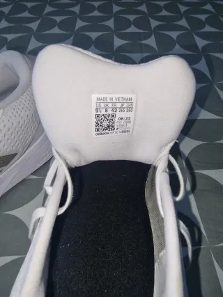 Zapatilla Adidas Adizero SL ID6934 Blanca Dorada