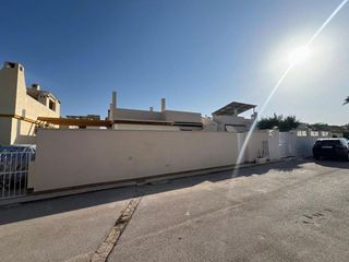 Chalet en venta en Nueva Torrevieja - Aguas Nuevas en Torrevieja