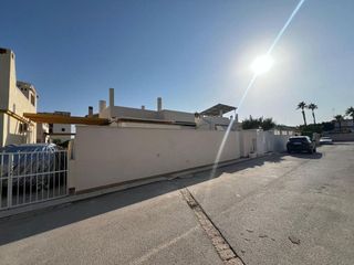 Chalet en venta en Nueva Torrevieja - Aguas Nuevas en Torrevieja