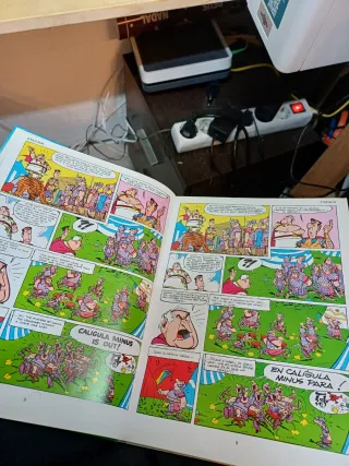 COMICS ASTERIX, CATALÁN-INGLÉS, TAPA DURA, 12 NUM