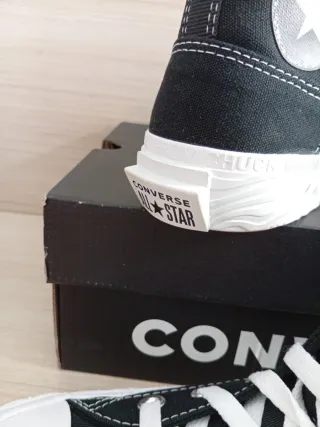Converse n.37 nere e bianche nuove originali