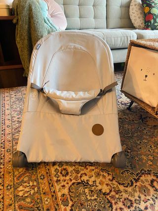 Mecedora hamaca Maxi Cosi Loa abatible para bebé.