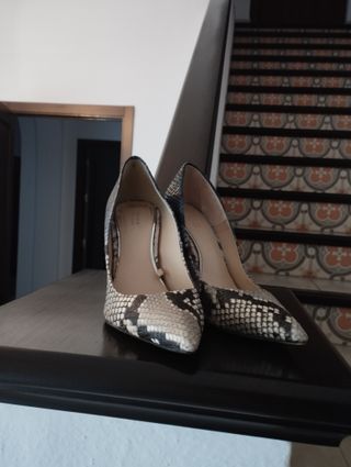 Zapatos Zara Talla 35 Piel Serpiente