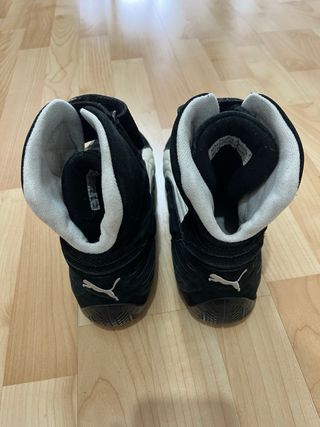 Zapatillas Puma Talla 43 Negras y Blancas