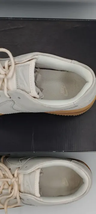 Nike Air Force 1 Low Talla 40.5 Beige