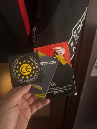 Chaqueta piel moto mujer xxl equivale a una xl