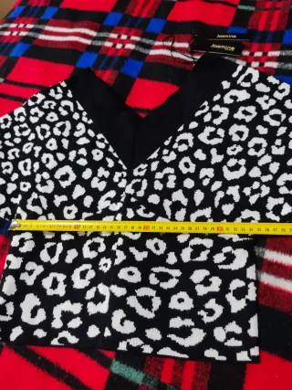 Jersey Jasmine Mujer Talla M Leopardo Cuello V