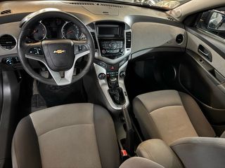 Chevrolet Cruze diesel. 2010. impecable estado