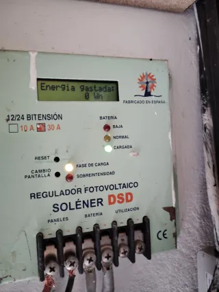 Regulador Fotovoltaico Soléner DSD 12/24V