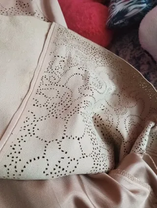 Falda de piel forrada beige