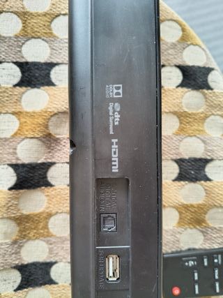 Barra de Sonido Panasonic SC-HTB200 cable óptico