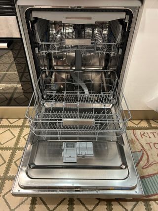 Lavavajillas Indesit Usado