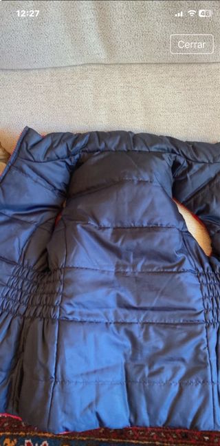 Chaleco acolchado reversible con corazones