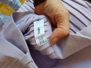 Conjunto Mango falda y cárdigan lila