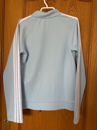Sudadera Adidas azul con cremallera