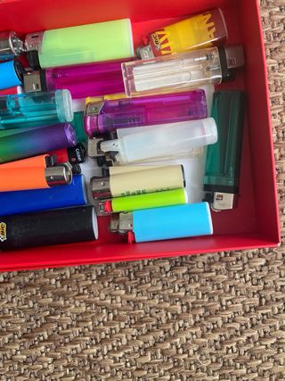 Lote 45 mecheros variados