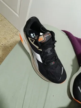Diadora Bambas Running Negro Naranja