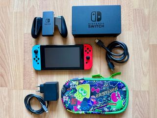 Nintendo Switch Azul/Rojo Neón
