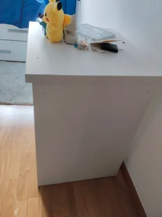 Mueble blanco 2 estanterías