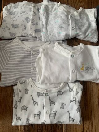 Pijama bebé  varios estampados primark