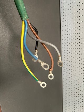 Base Aérea 63A IP66 5 Polos + Cable