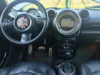 MINI Countryman 2011