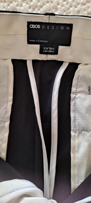 Pantalón slim ASOS negro